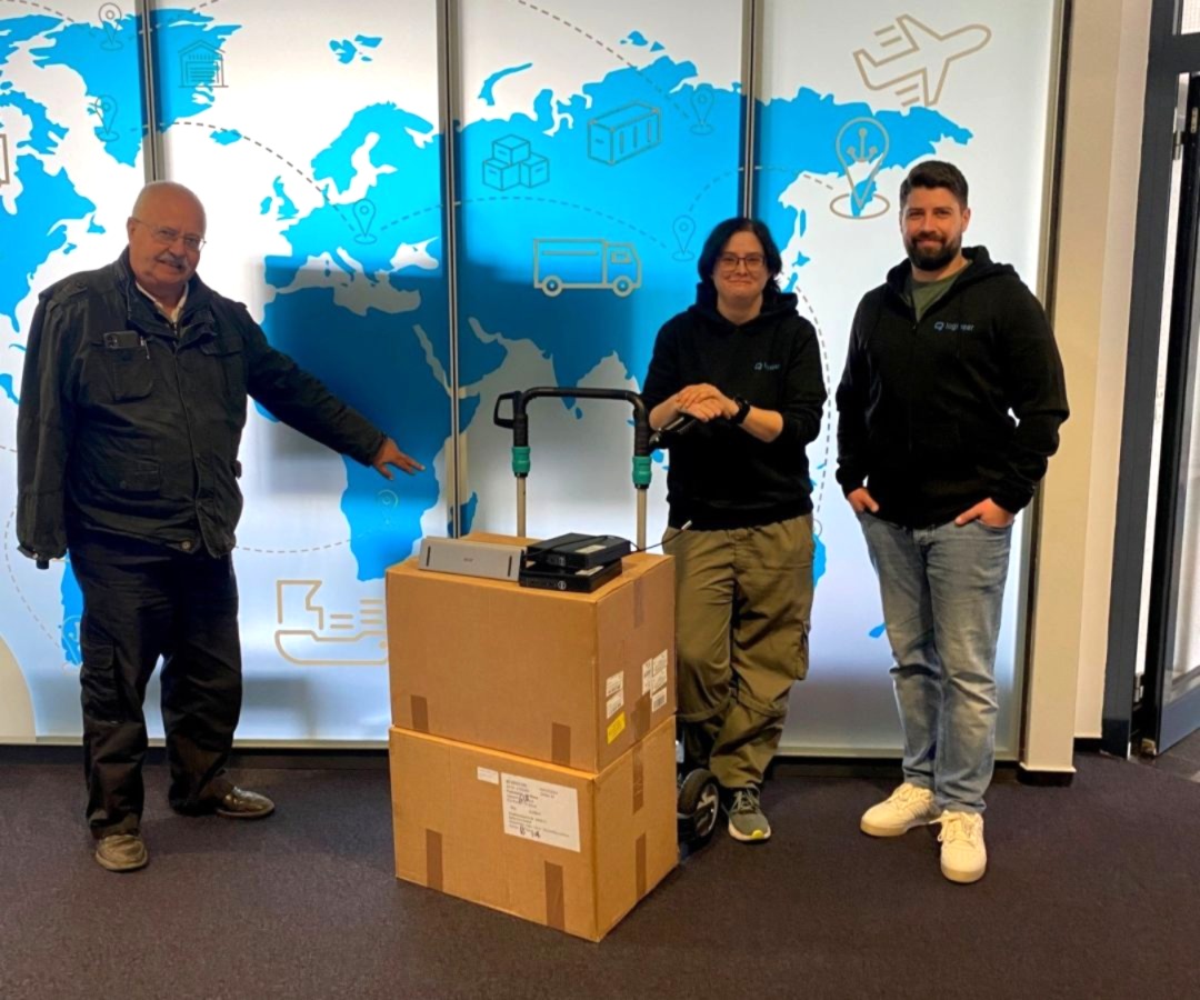 Mit IT-Spenden gibt logineer der Technik ein zweites Leben